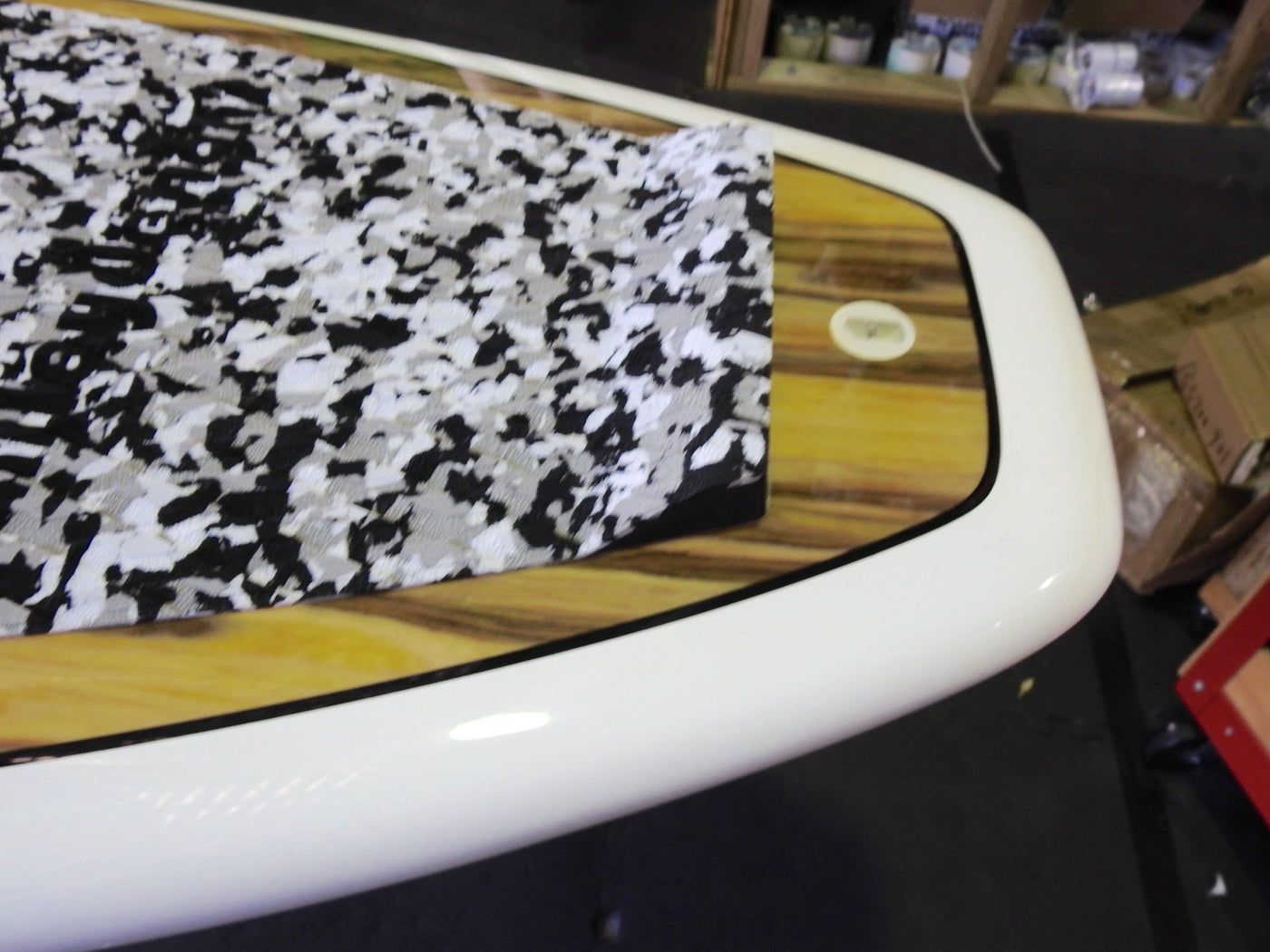 10’6" x 32” Timber Performance White Turtle White Alleydesigns SUP 11KG - Alleydesigns  Pty Ltd                                             ABN: 44165571264