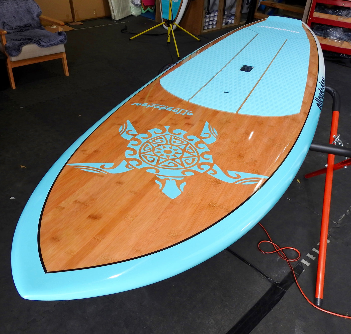 9'6" x 31" Bamboo Deck Teal Turtle Performance Alleydesigns SUP 8kg - Alleydesigns  Pty Ltd                                             ABN: 44165571264